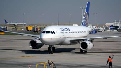 Un avión aterriza de emergencia en EE.UU. tras encenderse una señal de puerta abierta