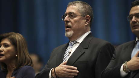Bernardo Arévalo jura como nuevo presidente de Guatemala
