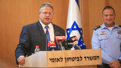 Un ministro israelí llama "nazi" a Erdogan tras la detención de un futbolista que denunció a Hamás