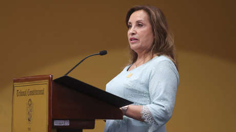 "Dejen de difamar a mi hermano": Boluarte niega que haya presiones para formar un partido