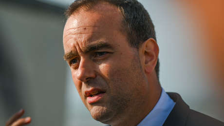 Ministro de Defensa de Francia: El conflicto ucraniano beneficia a la industria armamentística francesa