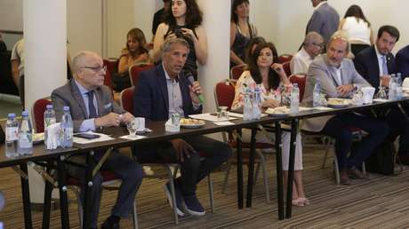 "Son un desastre": reportan malestar del embajador argentino en Chile por las relaciones bilaterales