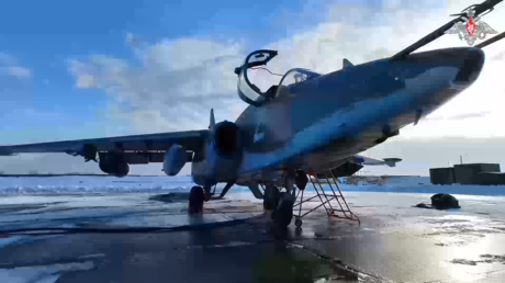 VIDEO: Aviones de ataque rusos Su-25 alcanzan sus objetivos en la región de Donetsk