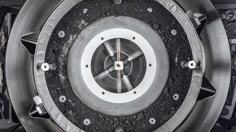 La NASA abre un tesoro cósmico: accede a polvo de un asteroide de 4.500 millones de años