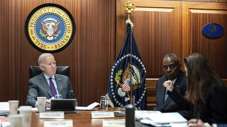 Politico: EE.UU. planea atacar objetivos iraníes en Siria e Irak en respuesta al ataque a su base en Jordania