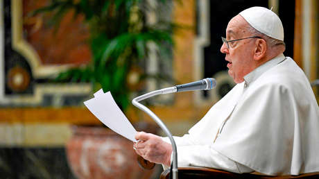 El papa Francisco responde a las protestas de obispos africanos contra bendiciones de gays