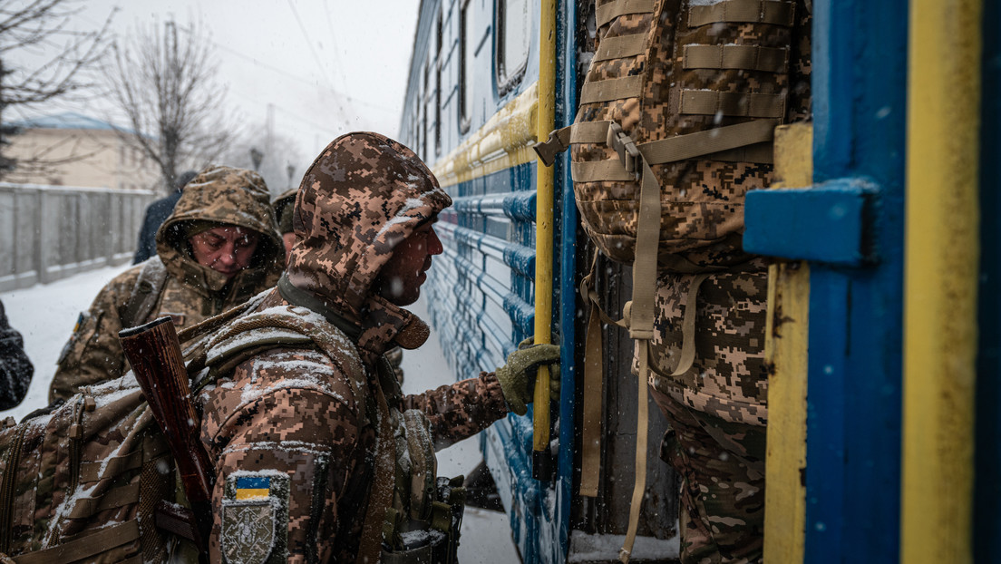 Ucrania da luz verde inicial a draconiana ley que intensifica la movilización militar