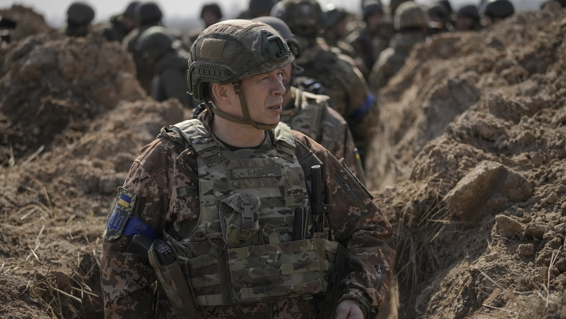 Apodado de "carnicero" y con padres en Rusia: ¿quién es el nuevo jefe de las FF.AA. de Ucrania?