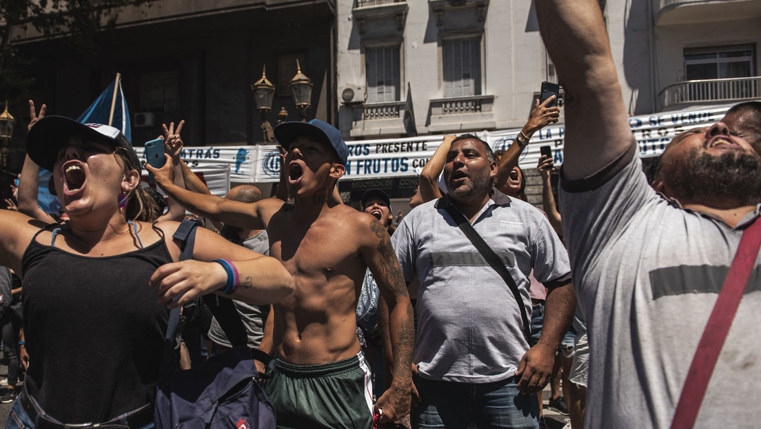 Estiman que el nivel de pobreza en Argentina es el mayor en 20 años tras sufrir un brusco aumento en 2024