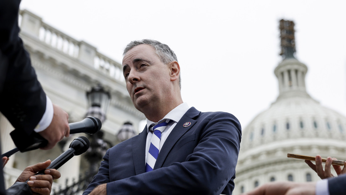 Legisladores de EE.UU. urgen aprobar un proyecto de ley alternativo sobre la ayuda a Ucrania