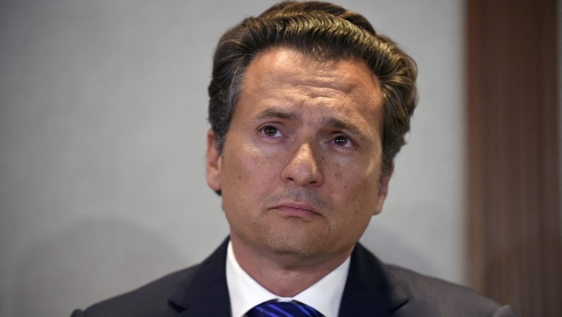 Exdirector de Pemex sale de la cárcel tras fallo judicial que ordena libertad provisional