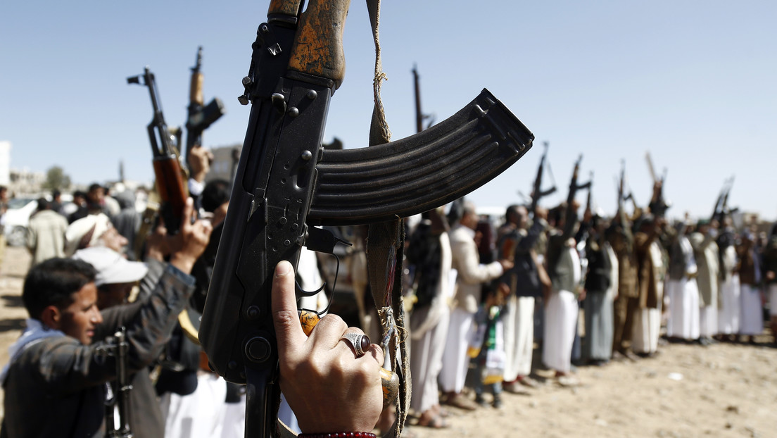 Bloomberg: Los hutíes e Irán se preparan para una larga batalla contra EE.UU. y sus aliados en el mar Rojo