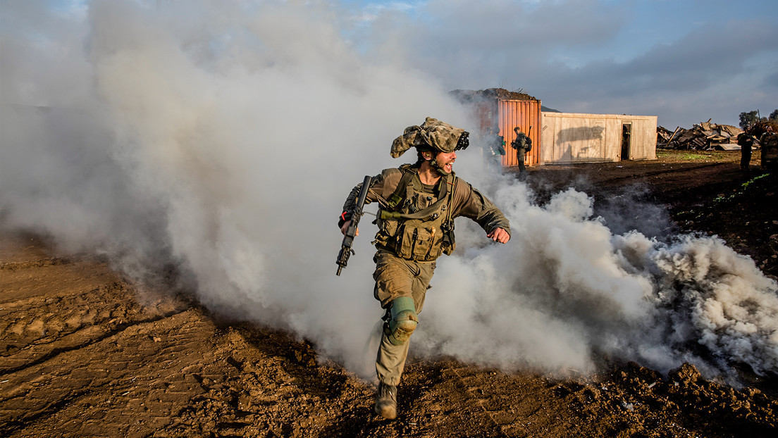 Hezbolá dispara decenas de cohetes contra una base militar israelí