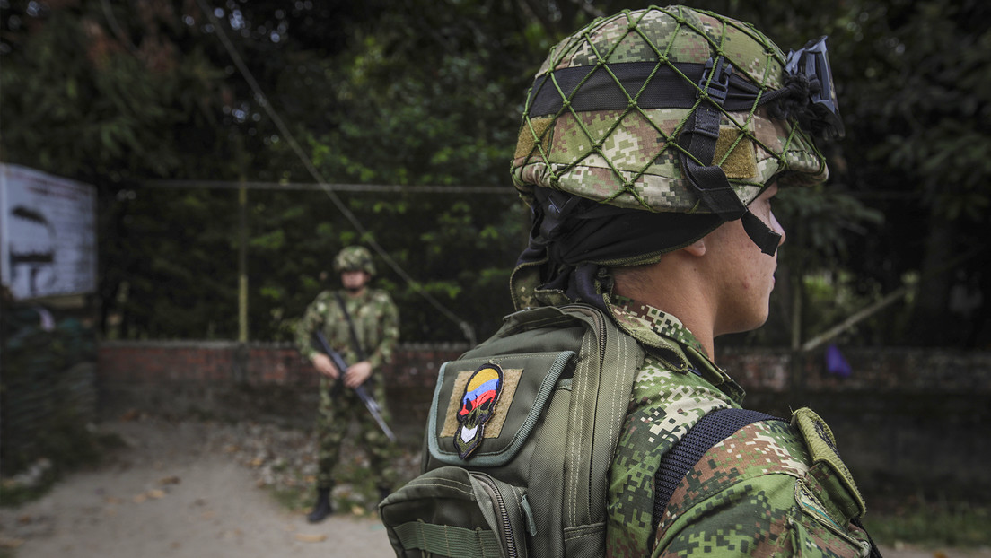 Justicia militar colombiana investigará a soldado que asesinó a tres uniformados de su batallón