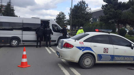 Un hombre toma como rehenes a empleados de una fábrica de la empresa estadounidense Procter & Gamble en Turquía