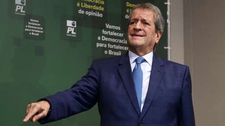 La Policía detiene al presidente del partido de Bolsonaro por porte ilegal de armas