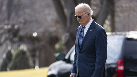 Biden reveló "intencionalmente" materiales clasificados, pero no se justifican cargos penales, según reporte judicial
