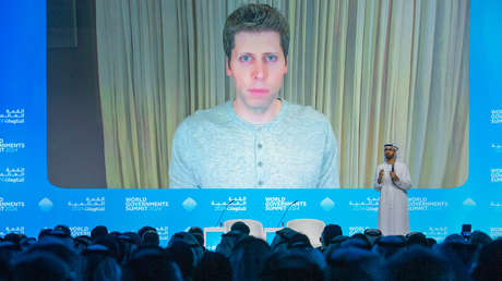 Jefe de OpenAI advierte que un "descuadre social" podría hacer peligrosa la inteligencia artificial