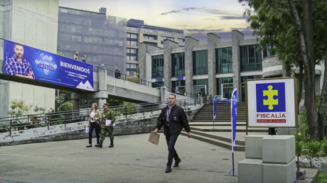 Crece la presión internacional por elección de fiscal en Colombia entre críticas de la oposición