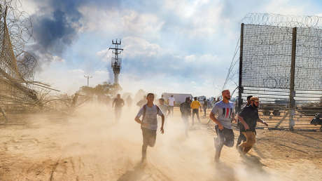 Israel contrata a palestinos para reconstruir la valla fronteriza con la Franja de Gaza