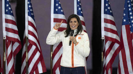 Nikki Haley afirma que a la mente de Joe Biden se le está "bajando la persiana"