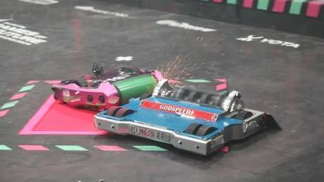 Arranca el torneo 'Batalla de robots' en los Juegos del Futuro