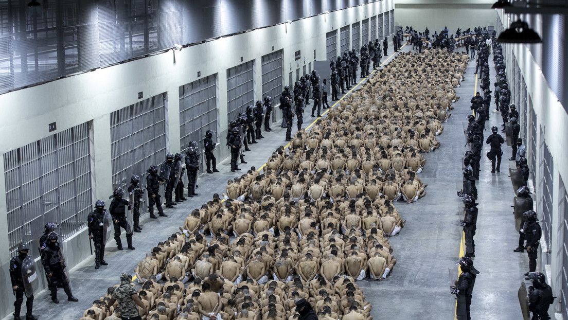 "Experiencias que funcionan": Perú reafirma su intención de adoptar el modelo carcelario de Bukele