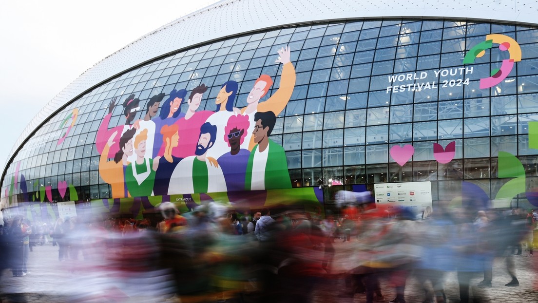 "La esperanza de la juventud está aquí, respaldando a Rusia": Así transcurre el Festival Mundial de la Juventud en Sochi