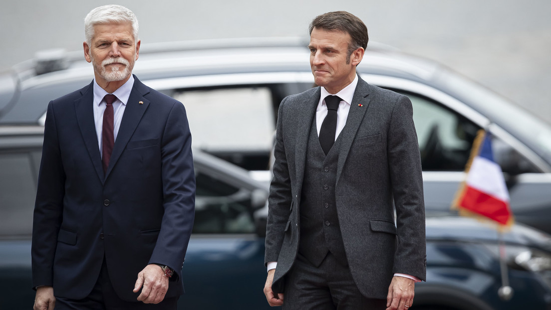 "No nos limitemos donde no hay que hacerlo": Un país de la UE sobre el envío de militares a Ucrania