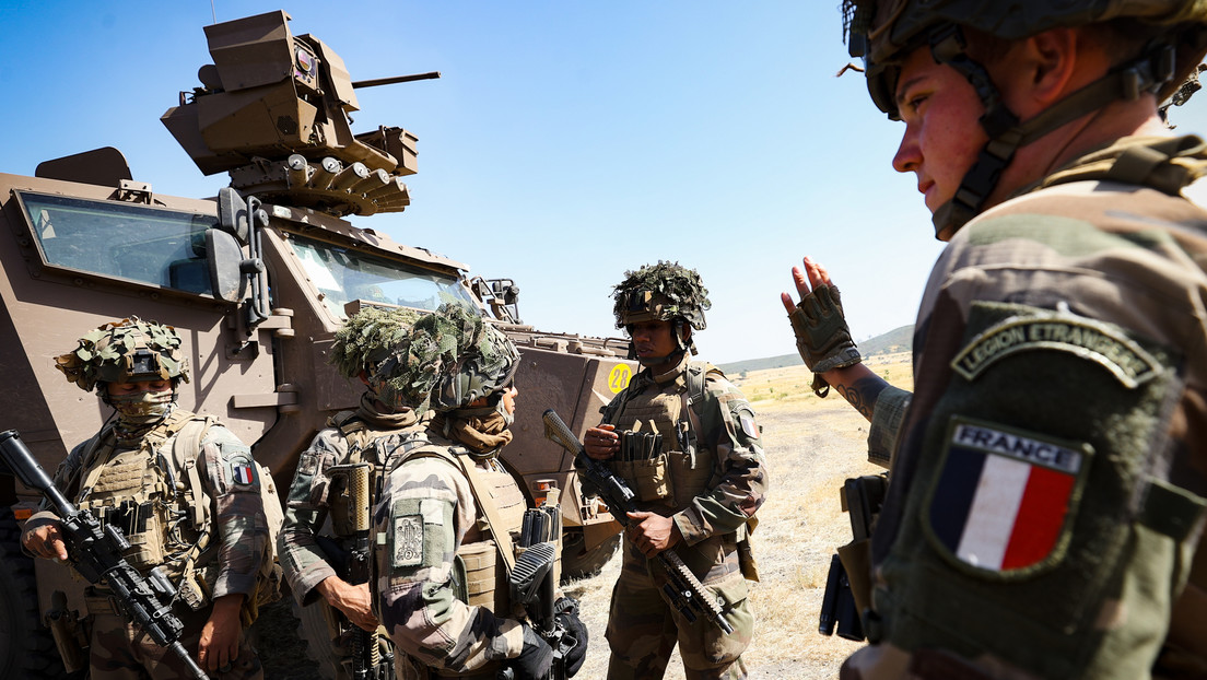 Medvédev responde a Macron: "A Rusia ya no le quedan líneas rojas para Francia"