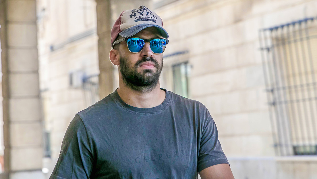 Exguardia civil integrante de 'La Manada' propone indemnizar a la víctima en cuotas de 10 euros mensuales