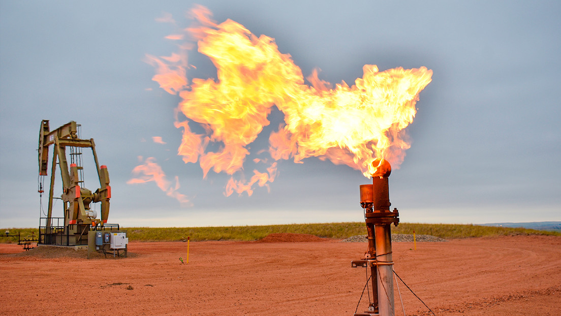 ¿Por qué piden eliminar mecheros de gas en la Amazonía ecuatoriana?