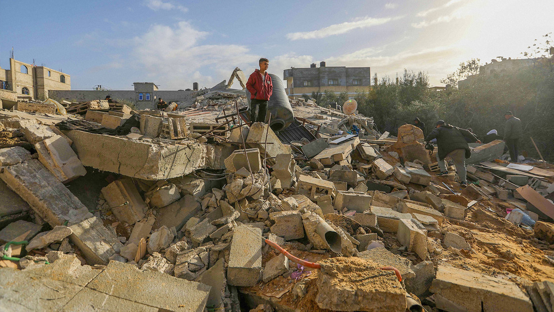"Dejen de convertirnos en cómplices de un genocidio": diputada emplaza al Gobierno español