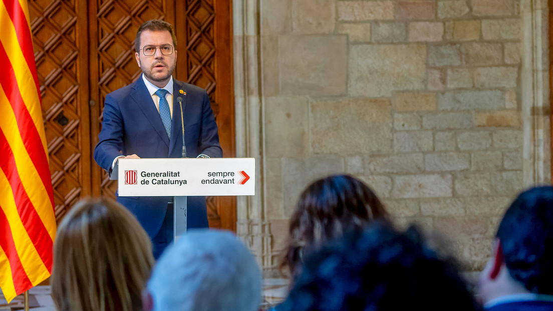 Los dos zarpazos a la política española que deja el adelanto electoral en Cataluña