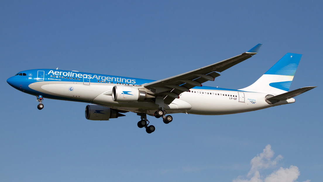 Sindicato de pilotos argentinos anuncia "paro total" en Semana Santa