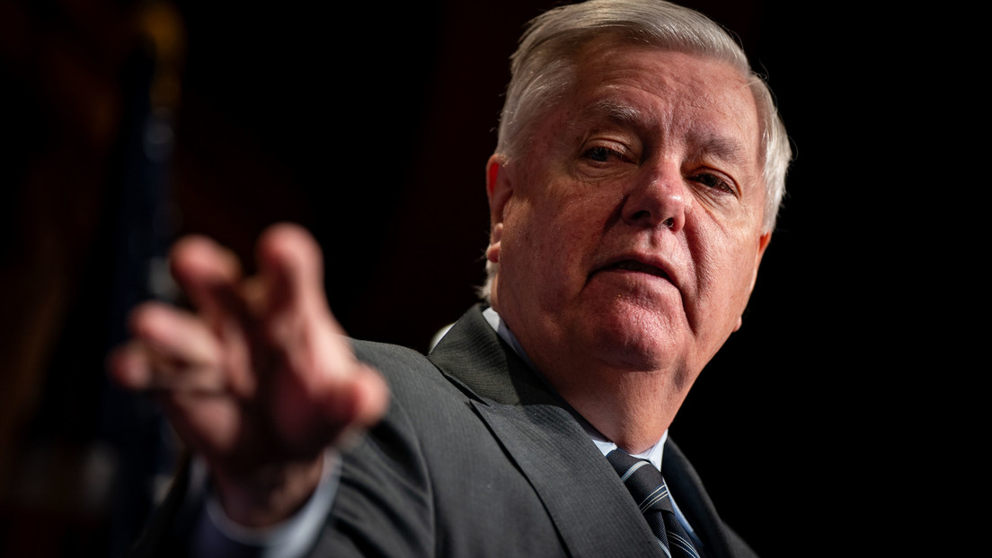 Senador de EE.UU. exige a Ucrania movilizar más jóvenes: "Necesitamos más gente"