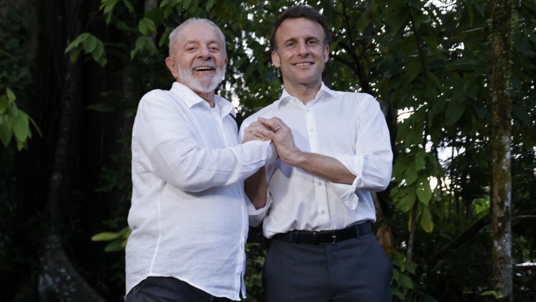 ¿Qué busca Macron con su visita de tres días a Brasil?