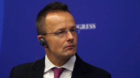 Hungría: Cuanto más tarde se celebren las negociaciones de paz, peor será para Kiev