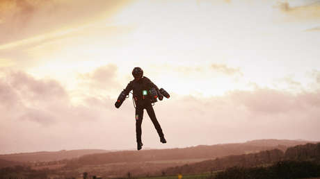 VIDEO: Dubái acoge la primera carrera mundial al estilo 'Iron Man'