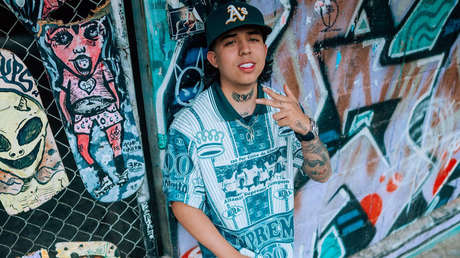 Un 'influencer' dijo que empalaría a su hijo si fuera trans y este es el castigo que recibe