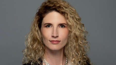 Sobreviviente de una secta sexual religiosa relata los abusos que sufrió