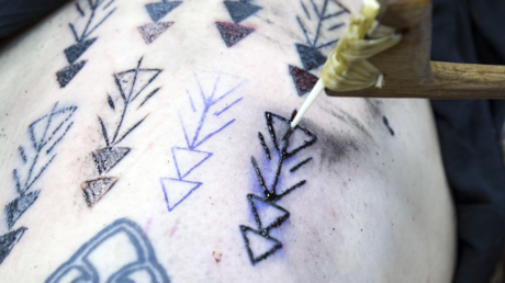 Descubren el método que utilizó 'el hombre de hielo' para tatuarse