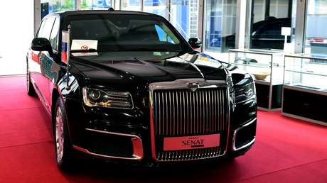 Kim Jong-un llega por primera vez a un acto público en un Aurus regalado por Putin