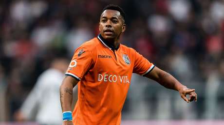 ¿Fallo "racista"? La jugada de Robinho tras su condena por violación en Italia
