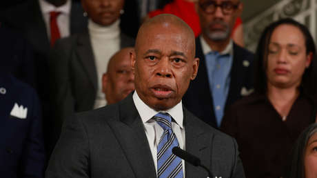 Acusan al alcalde de Nueva York de haber agredido sexualmente a una mujer