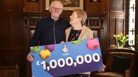 "Momento perfecto": un abuelo enfermo terminal se enriquece gracias a su esposa