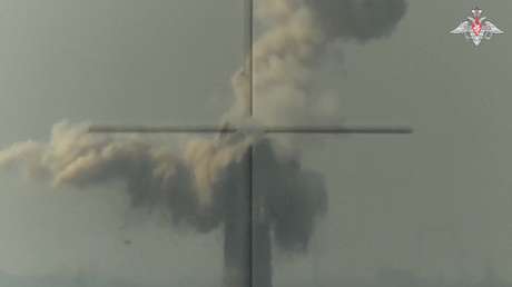 VIDEO: Militares rusos destruyen equipos de comunicaciones y vigilancia ucranianos