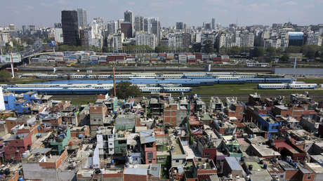 Difunden cómo evolucionó la pobreza en Argentina en el segundo semestre de 2023