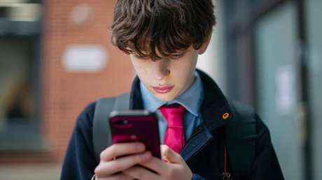 Escuelas de Canadá demandan a las redes sociales: "cambiaron la forma de pensar de los alumnos"