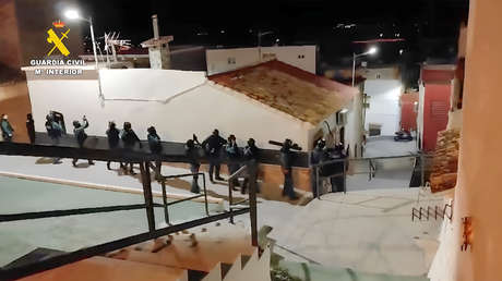 Detienen en España a una abuela y a su nieto menor de edad por traficar con droga